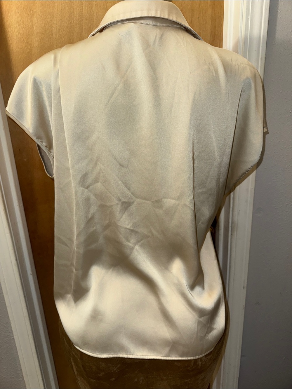 Rachel Zoe Ivory Satin Tie-Front Short Sleeve Blouse, XL - Picture 5 of 10